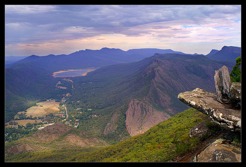 The Grampians (Australian series) | mountains, gorge, lake, forest, panorama