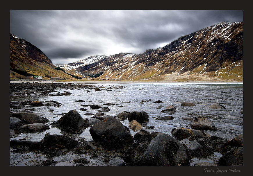 West | rocks, lake, clouds, mountains