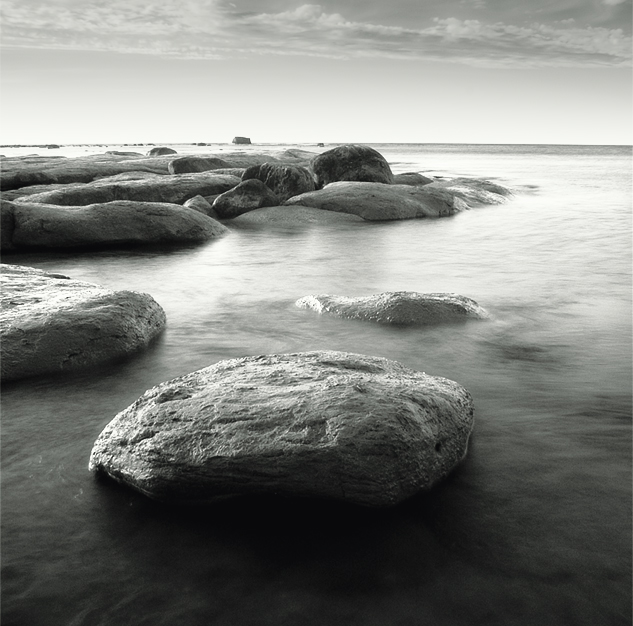 no name | sea, clouds, black and white, rocks