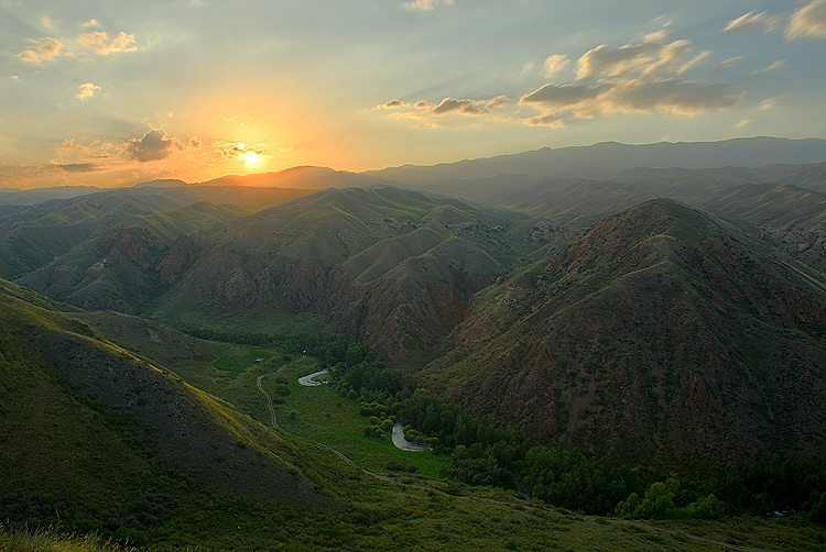 zheneshke | sun, morning, panorama, valley, mountains