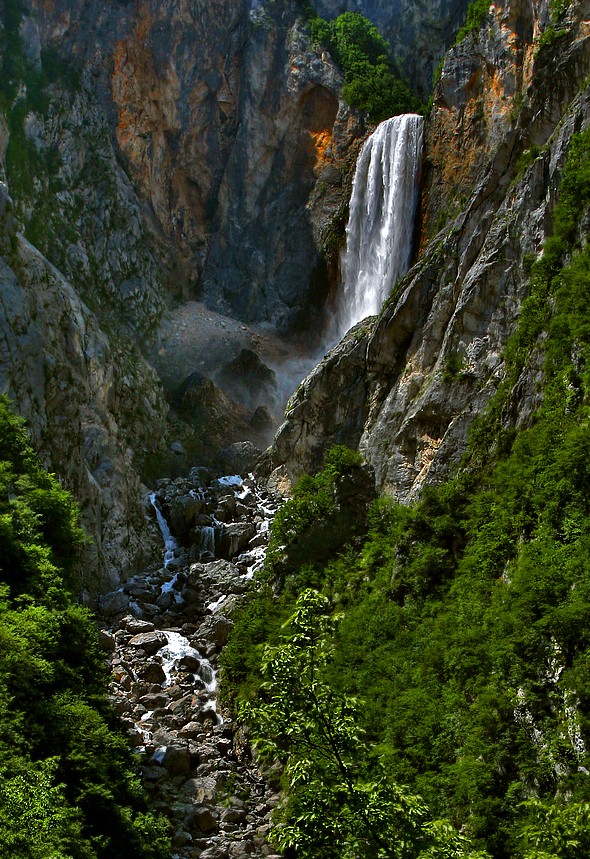 giant! | forest, rocks, mountains, gorge, waterfall