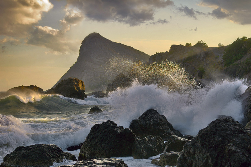 small storm in the end of summer 2 | storm, waves, rocks, mountains, clouds