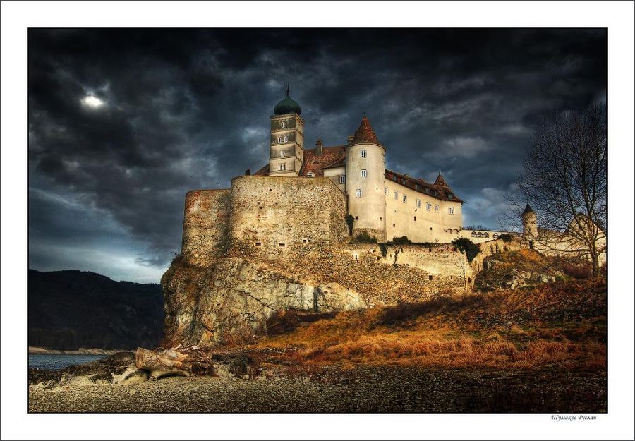 At the coast | lake, clouds, palace, rock, hdr