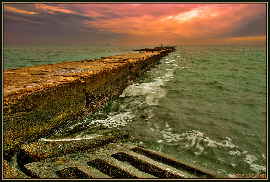 Road to Nowhere | Odessa, skyline, sea, pier, nowhere