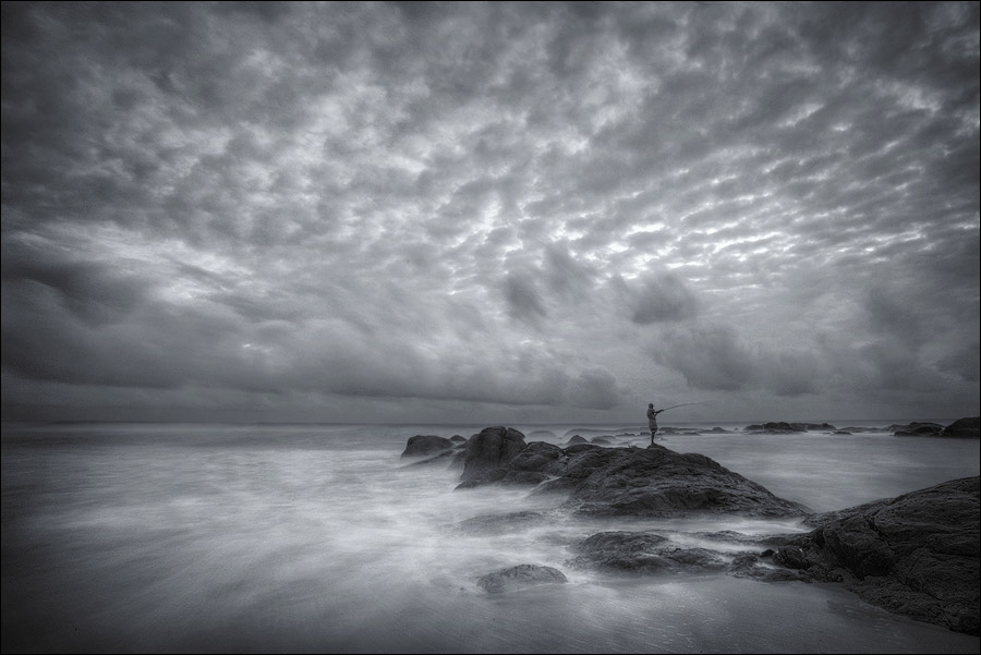 Cracked sky | fisherman, ocean, texture, clouds, stone