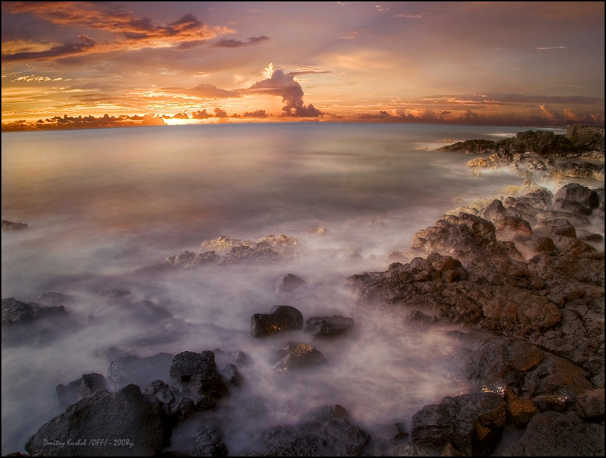 The storm will come tomorrow... | dusk, ocean, shore, foam, sky, waves, rocks, panorama