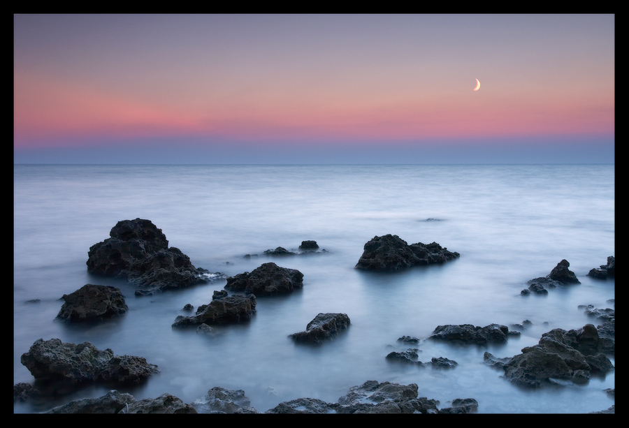 Moon landscape | foam, dawn, water, morning, rocks, sea