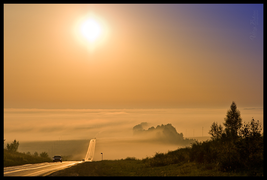 Under the bright sun | car, road, fog, sun