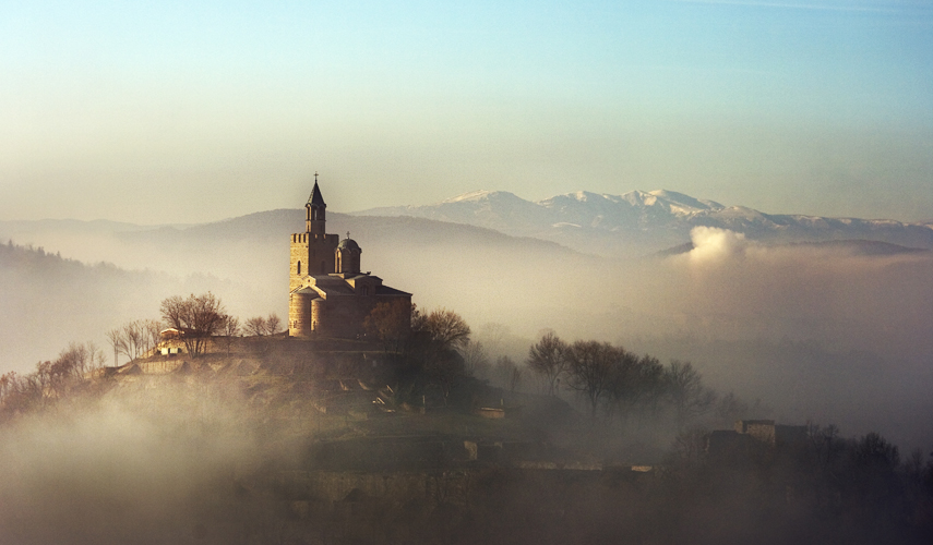 Old fortress | mountains, clouds, morning, fortress