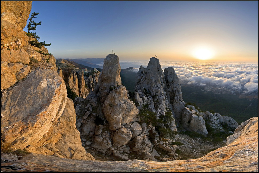 New start | mountains, clouds, sun