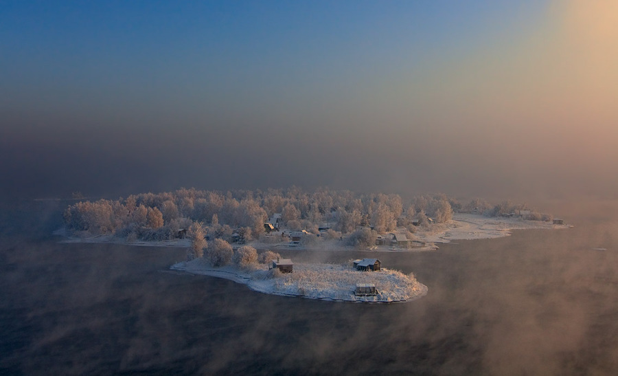 Angara Islands | sea, mist, trees, house, winter, village