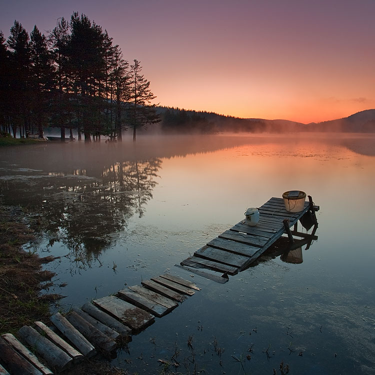 Too early for fishing  | lake, wharf, dawn, sunrise, fog