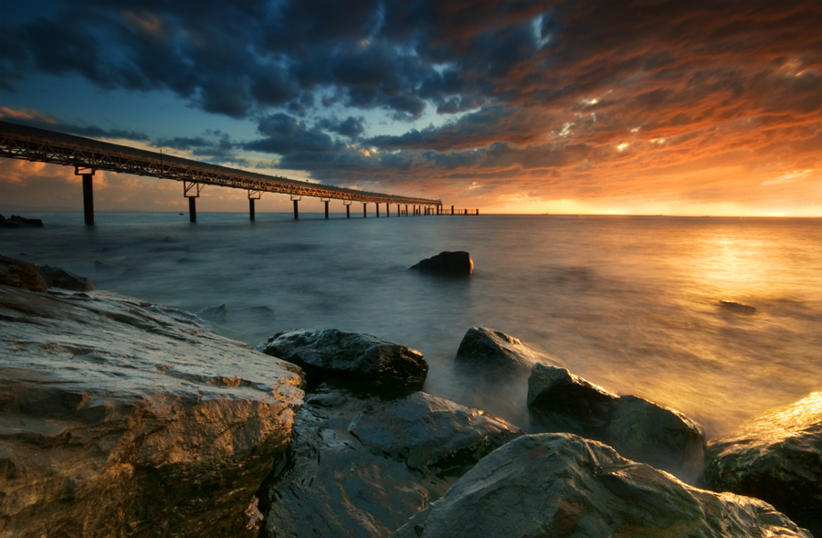 The gate of the sea | rocks, sea, bridge, surf