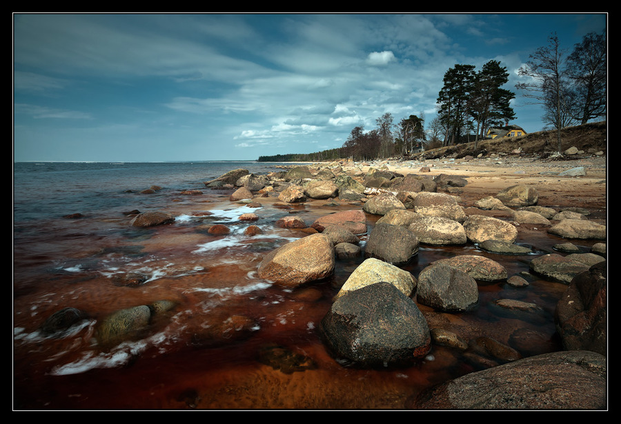 The cold sun | surf, sea, rocks, house