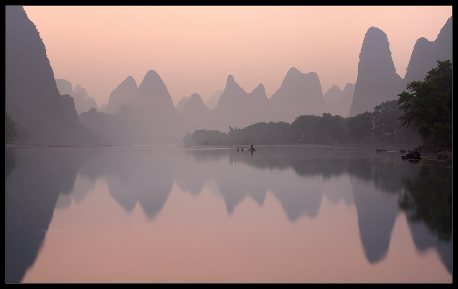 Rice watercolour | lake, reflection, dawn, rocks