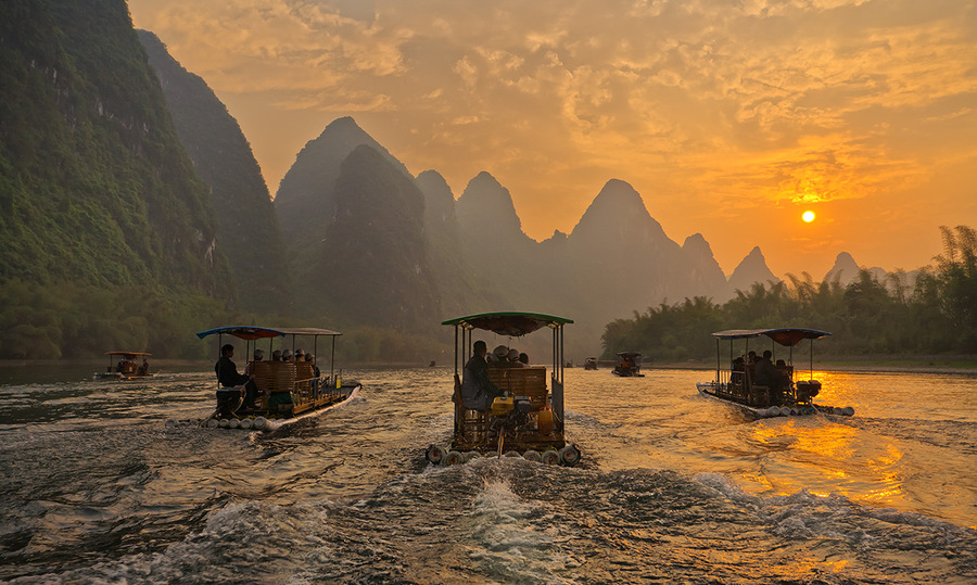 River sail sing | evening, dusk, boat, China 