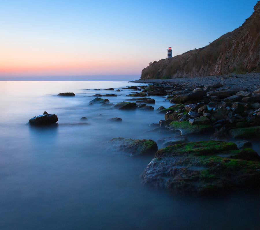 Mistlike waters | water, sea light, sea, cliff