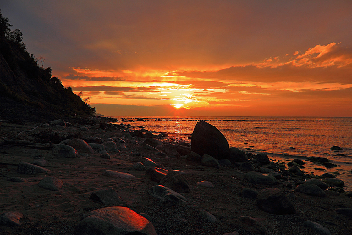 In the dusk | dusk, sea, rock, sky