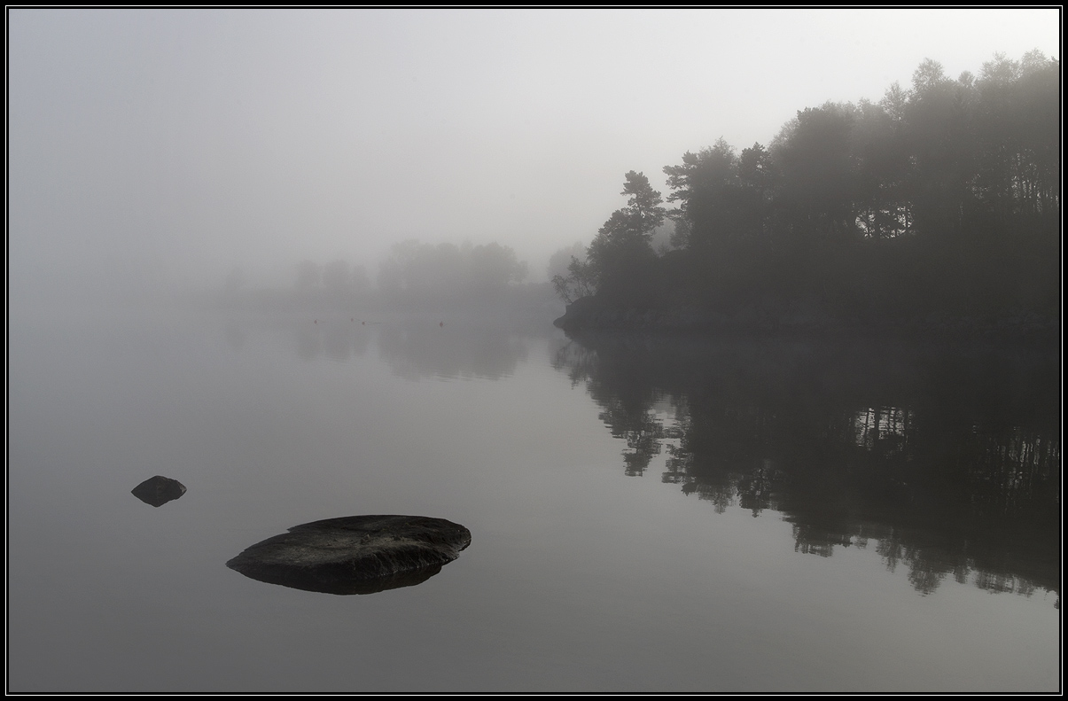 Dull morning on a lake, Norway | Norway, lake  , morning , fog , water , trees , stone , sky , landscape , dull