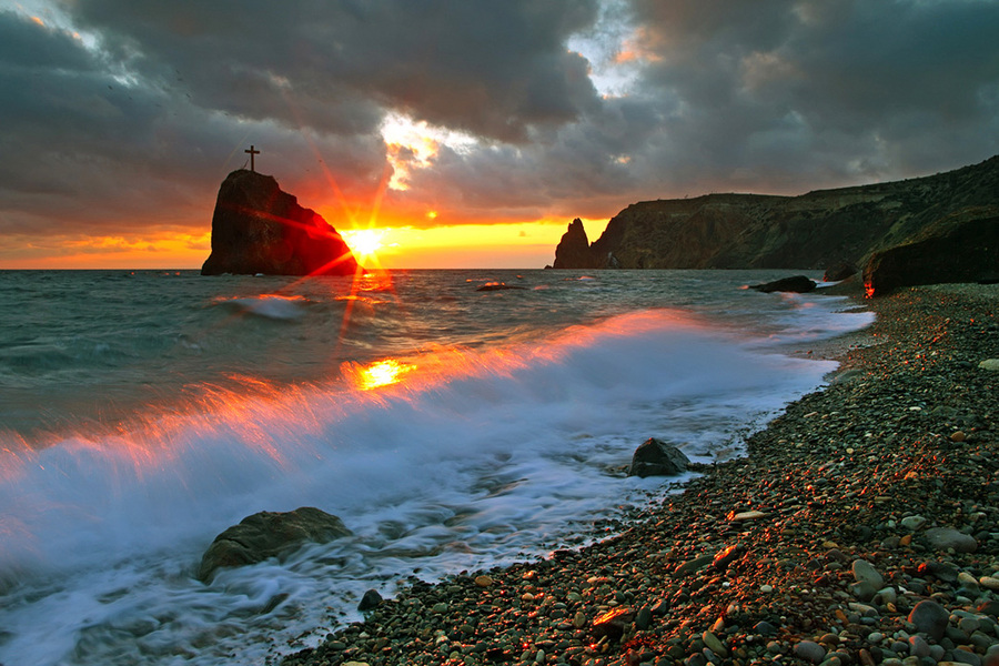 The cross on the cliff | cross, sea, wave, sun