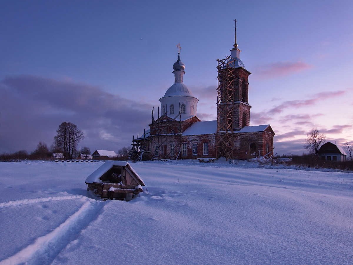 The house in the snow | church, house, snow, winter