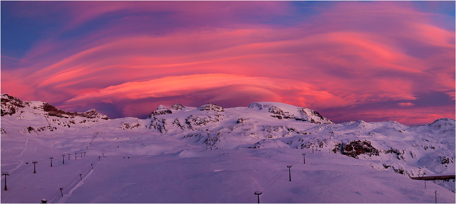 Colours of the sky | dusk, snow, soil, power line