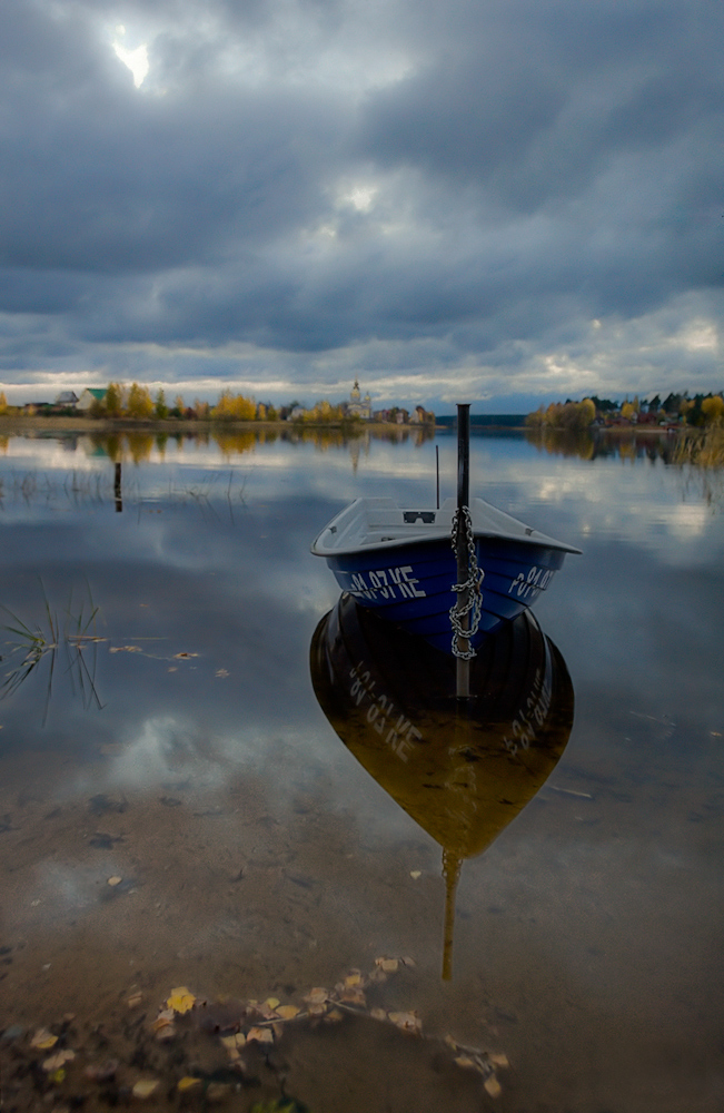 Boat | boat, lake, village, church