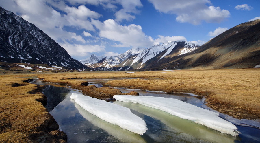 Boats of ice | mountain, sky, boat, puddle