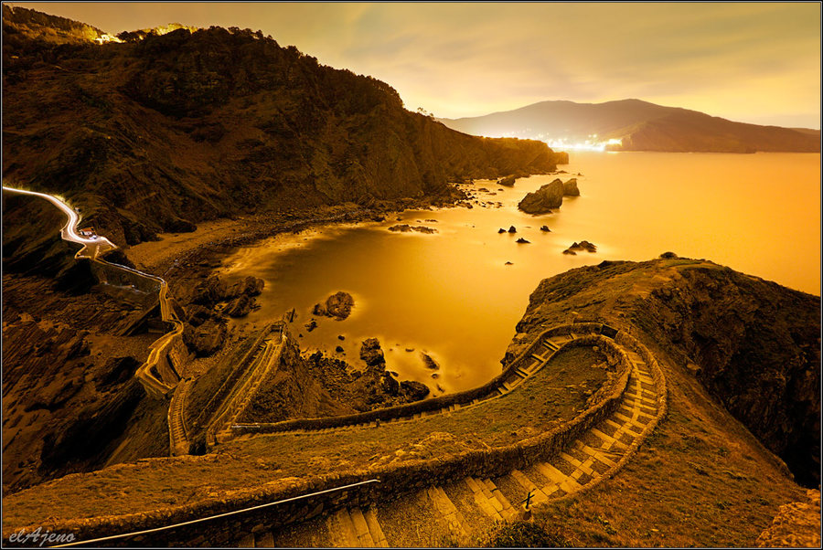 Endless stairs | stairs, hill, duck, sea