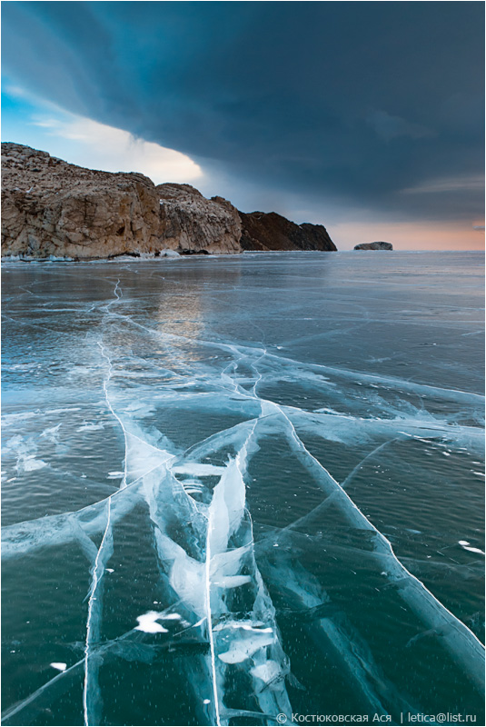 Sea of ice  | Baikal, ice, abrupt coast, island