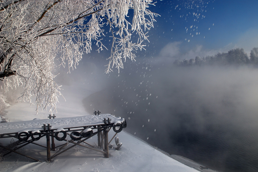 Snowflakes | snowflakes, winter, river, bridge