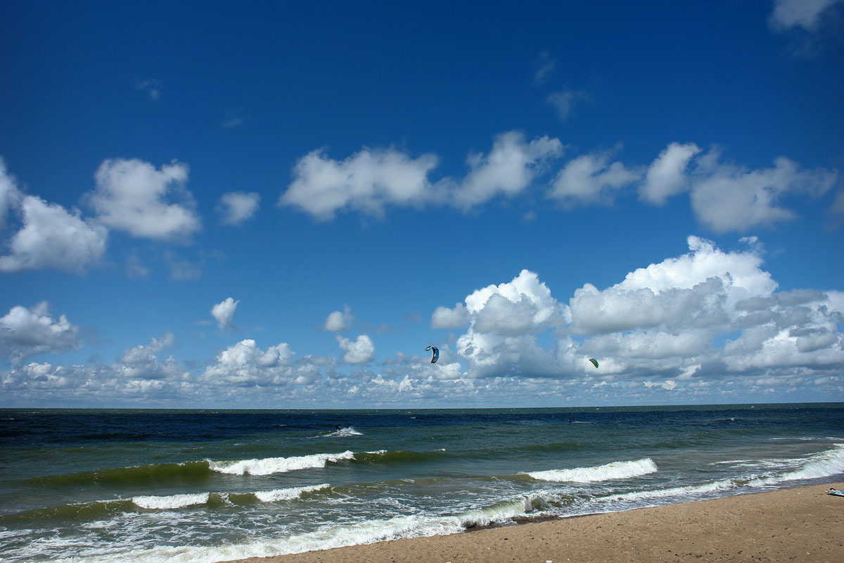 Kitesurfing | kitesurfing, skyline, sea, waves