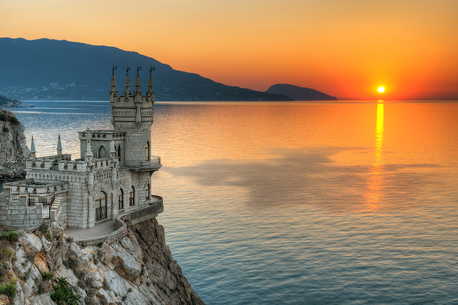 Castle on the cliff | castle, cliff, dusk, sea