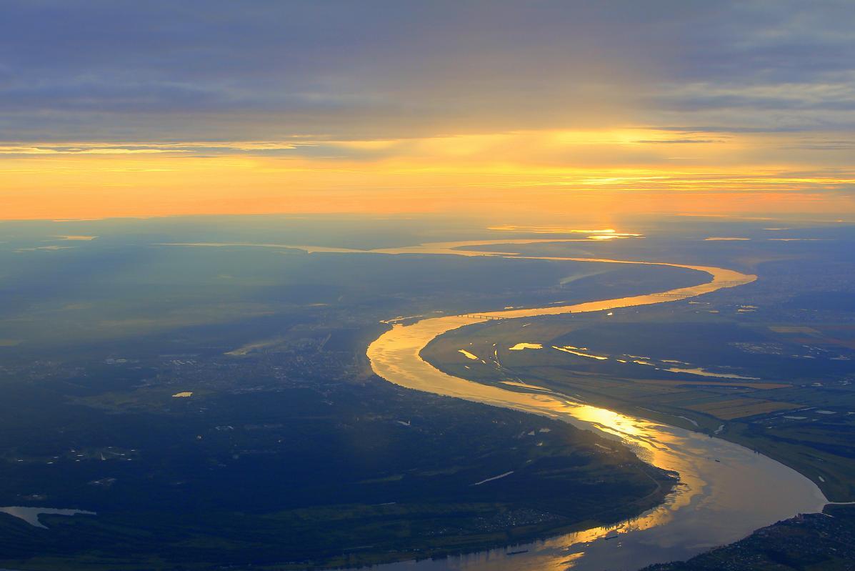 Like a water road below | water, river, dusk, sky