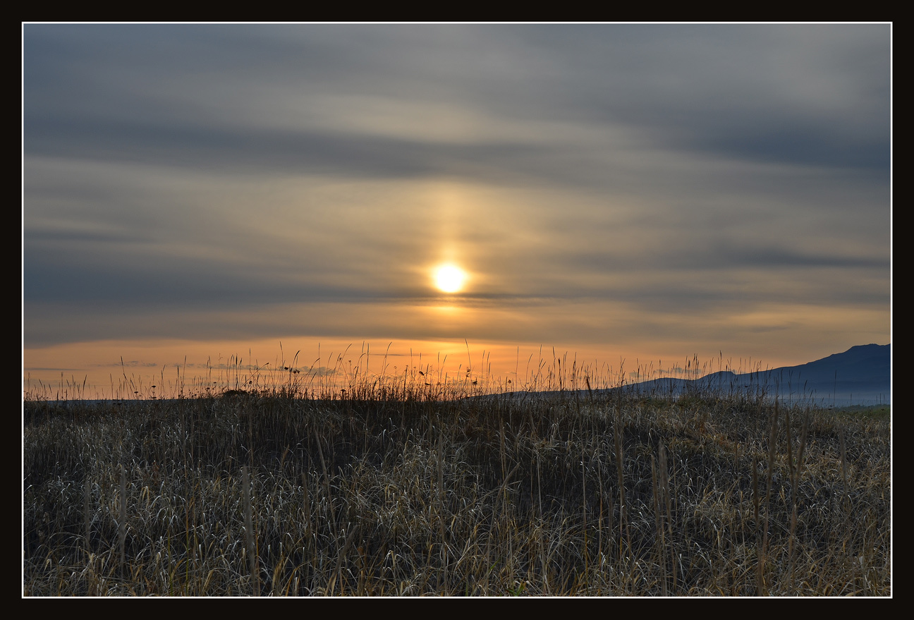 Cloudy dusk | clouds, dusk, sun, field