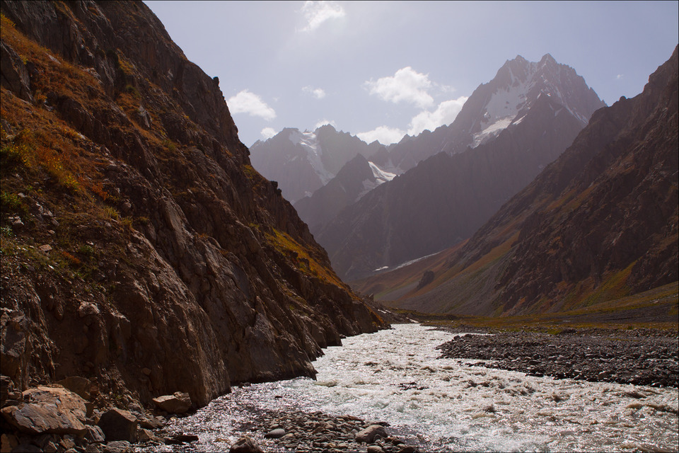 Beautiful sights of the mountains | mountain river, rocks, snowy peaks, sky